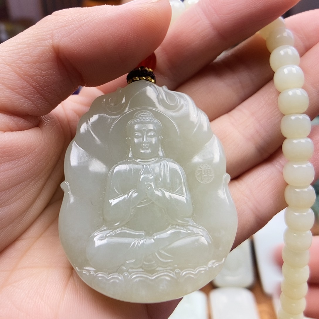 颈饰未镶嵌和田玉