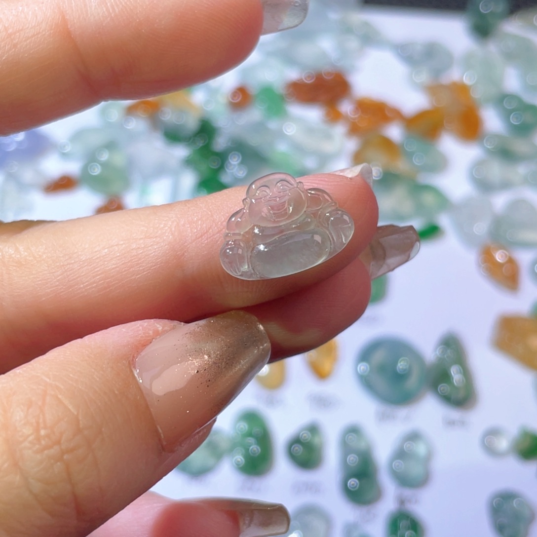 翡翠吊坠(不含链)未镶嵌裸石