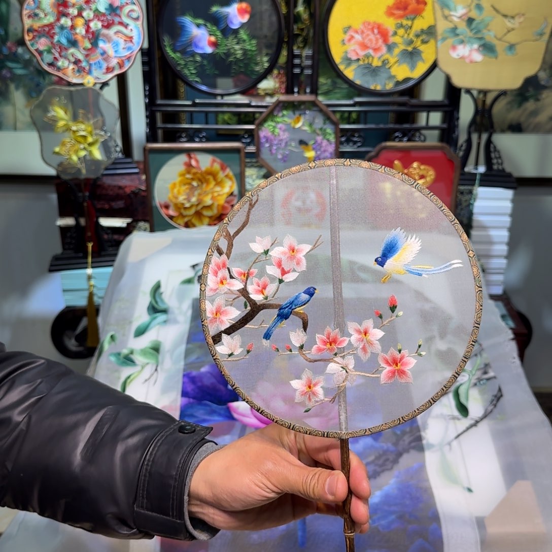 刺绣刺绣工艺精湛