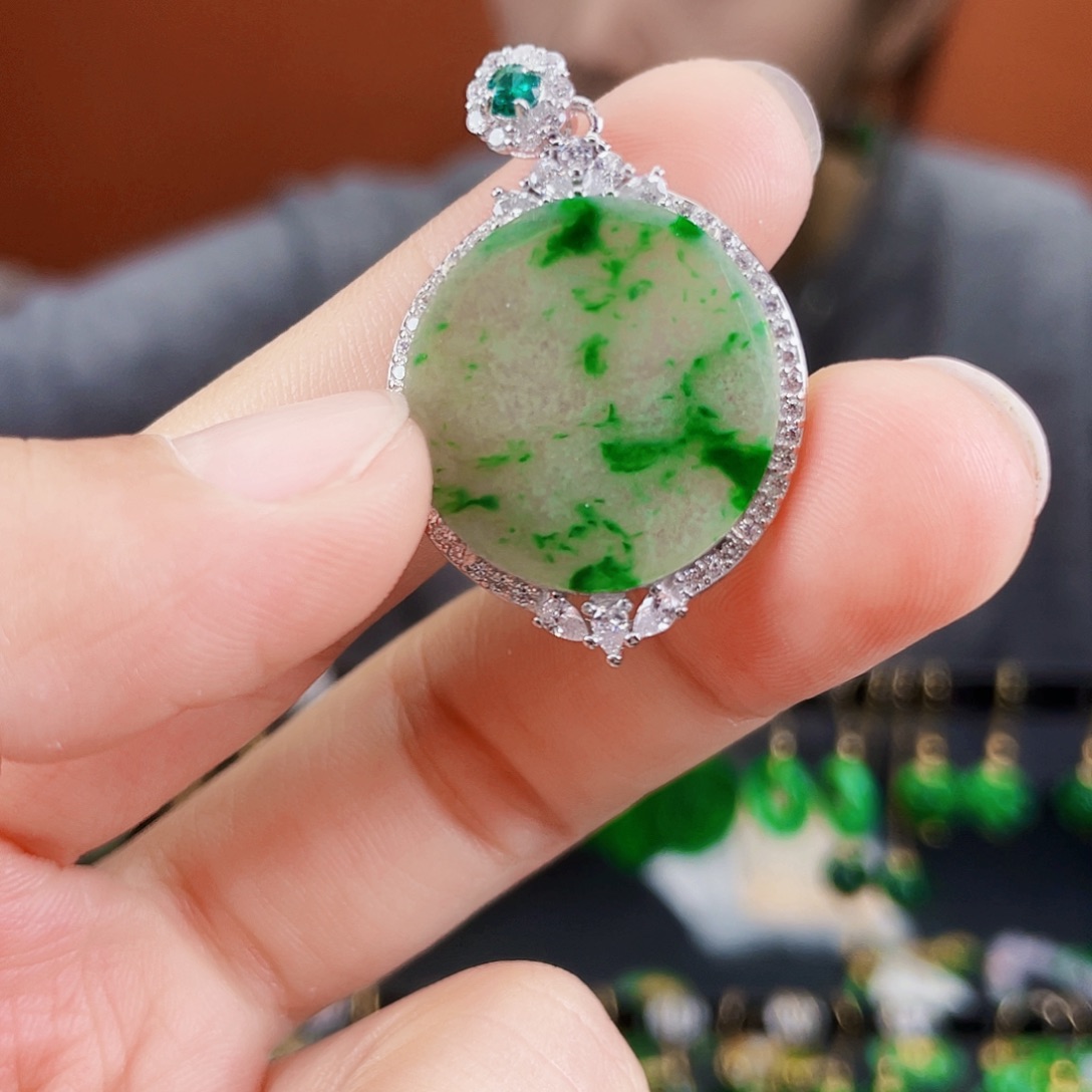 翡翠银S925镶嵌耳饰