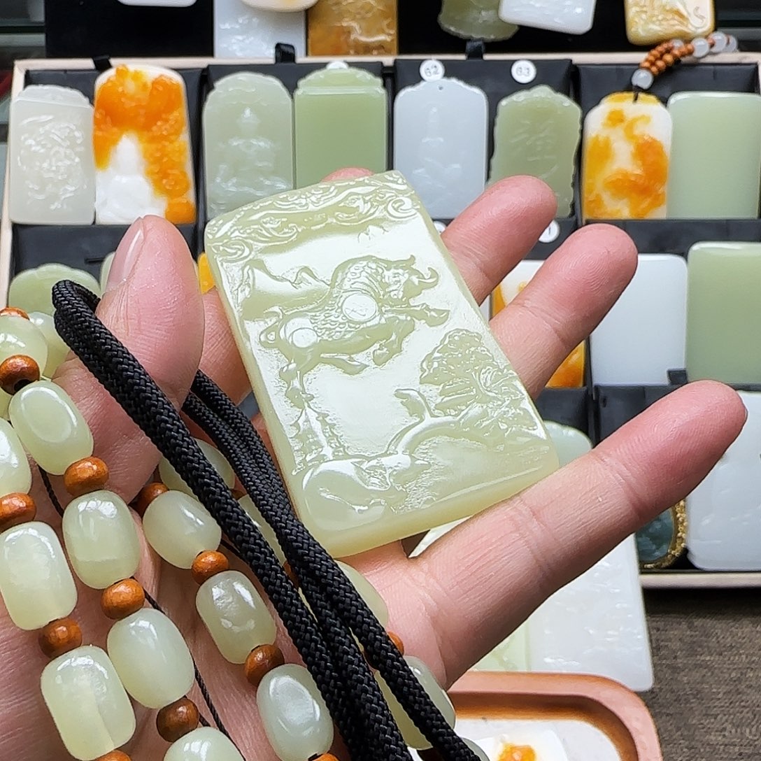 一物一拍双面生肖牛