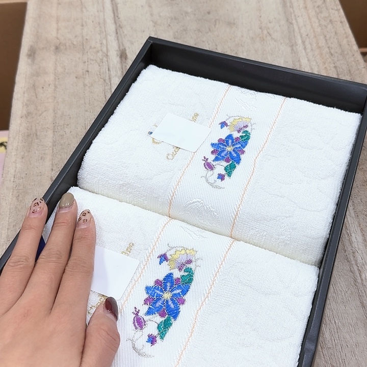 噗哈哈哈哈哈哈哈哈哈我笑