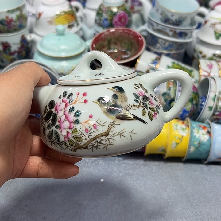 景德镇陶瓷手工艺品