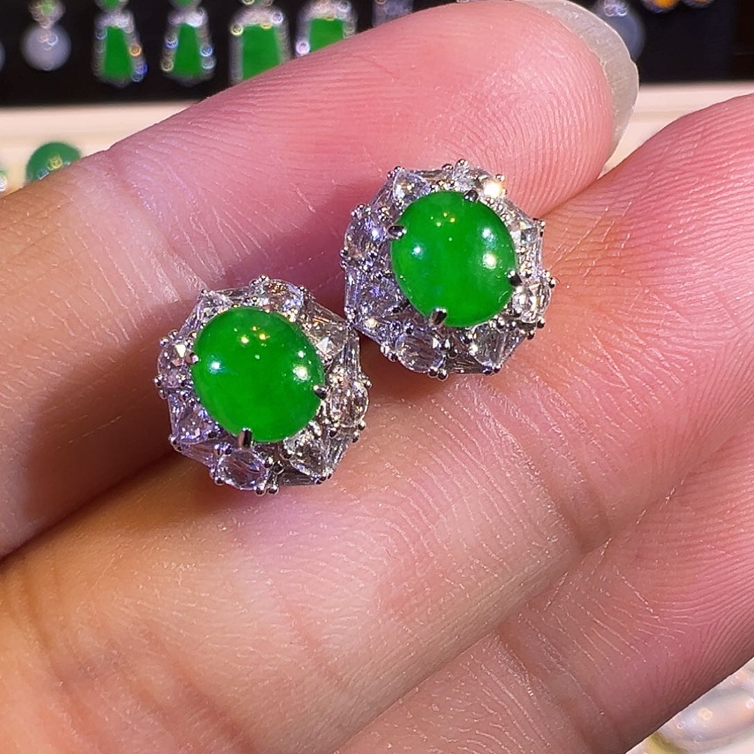 翡翠耳饰18K金镶嵌Y****满色黄阳绿蛋面耳钉