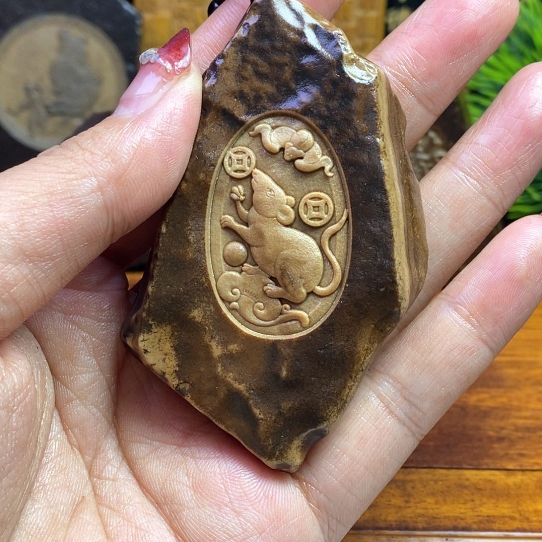 戈壁石2485558863225556