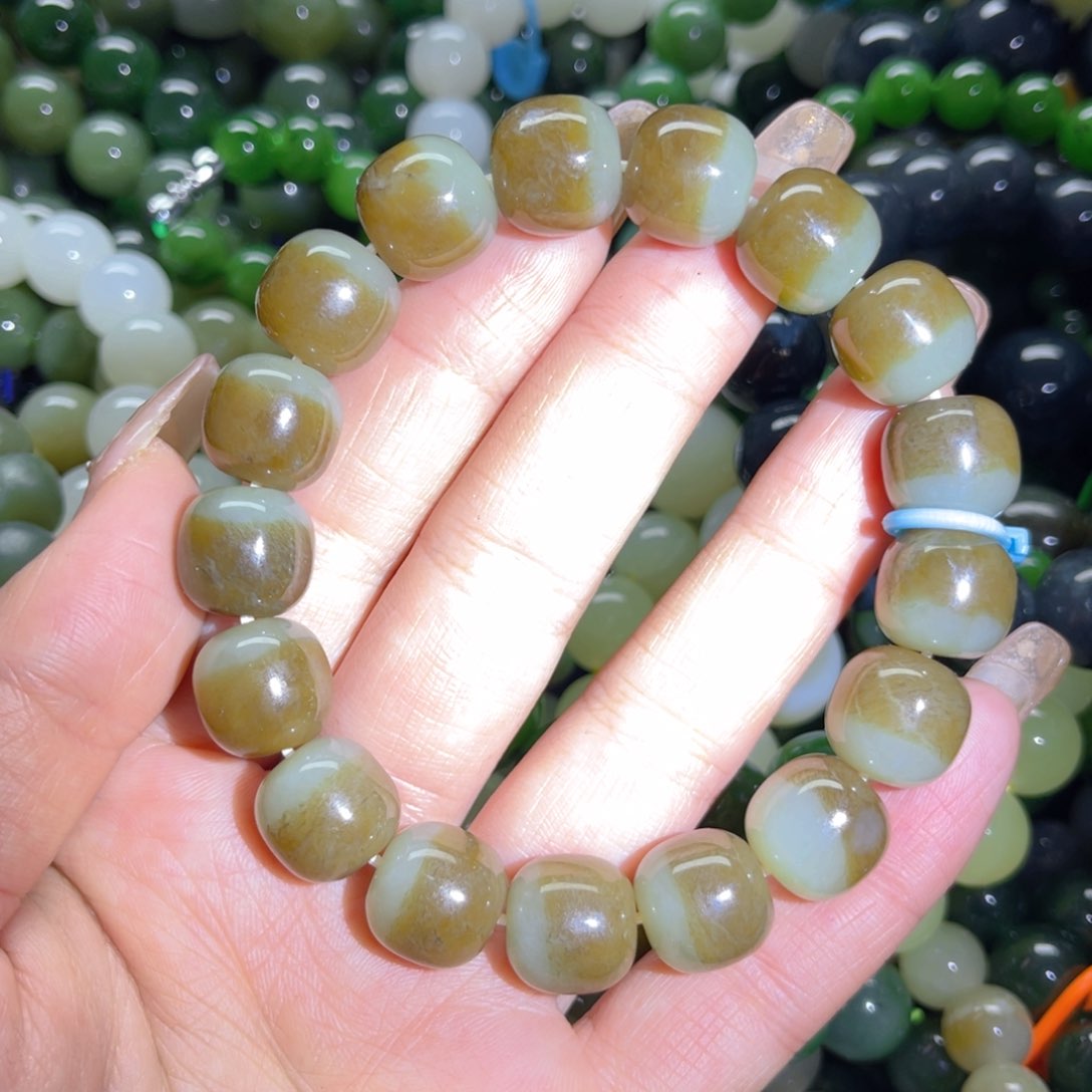 和田玉手串未镶嵌