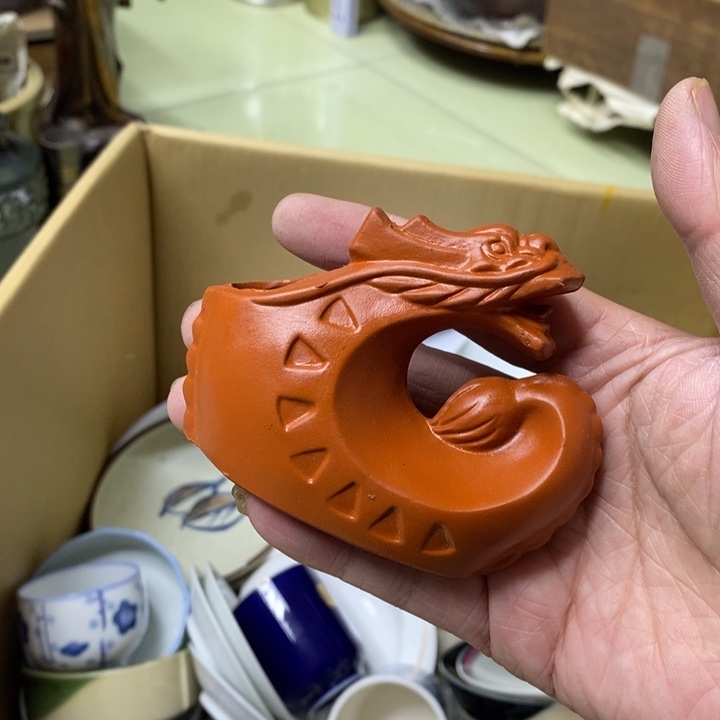 瓷片哈哈哈哈是哈哈