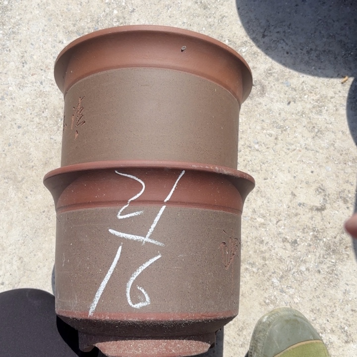 紫砂花盆紫砂的颜色