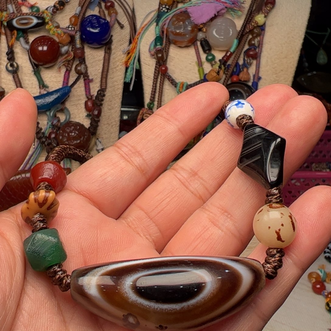 玛瑙/玉髓颈饰未镶嵌