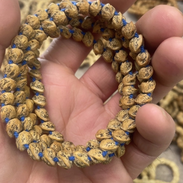 ゛***？柏香籽/百香籽吊坠