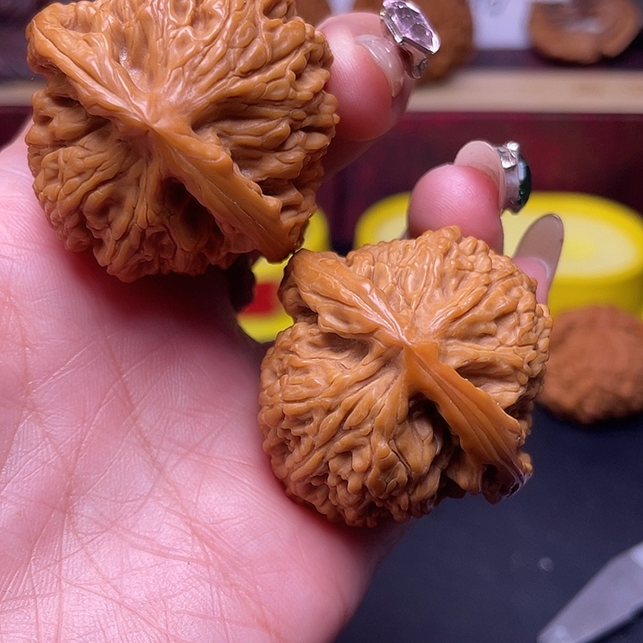 光***子吊坠桃核南疆福利