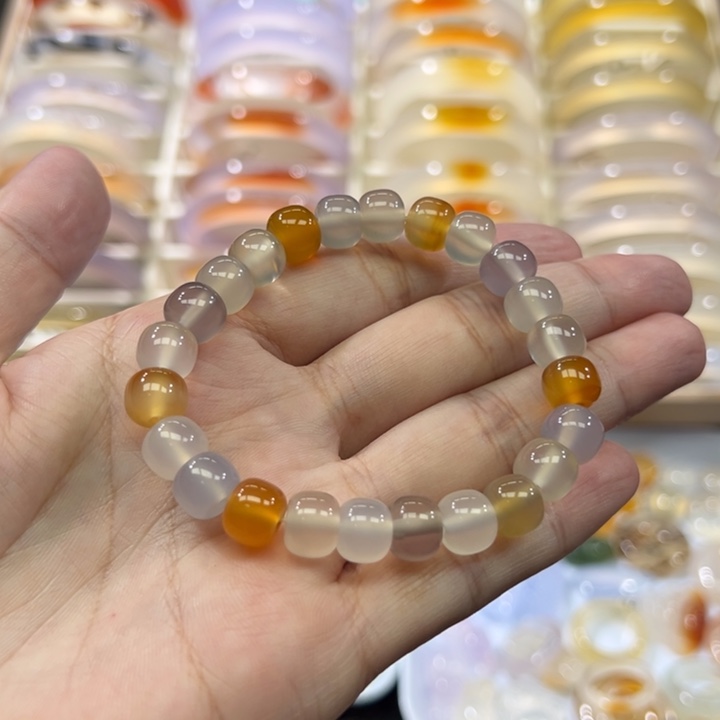 关***关玛瑙/玉髓手链未镶嵌