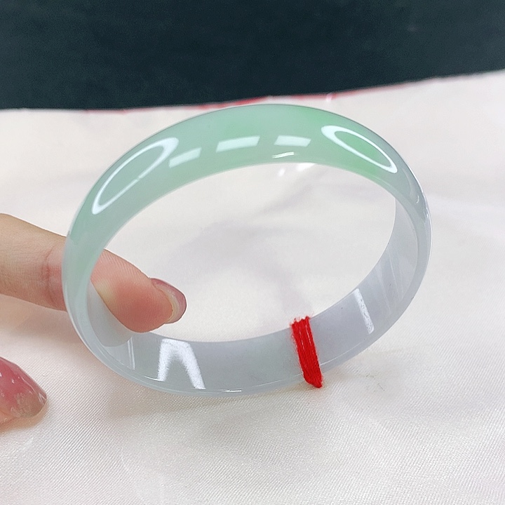 翡翠未镶嵌手镯圈53，12045