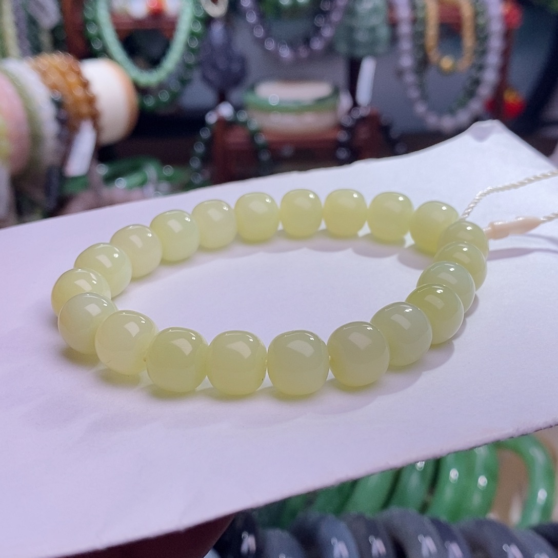 和田玉清货价新疆黄口老型珠手链10m未镶嵌