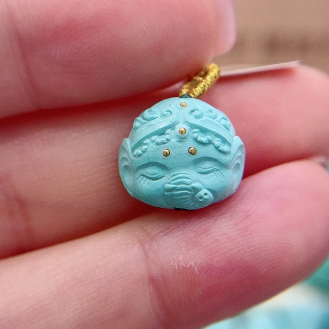 未镶嵌绿松石珠宝奇石