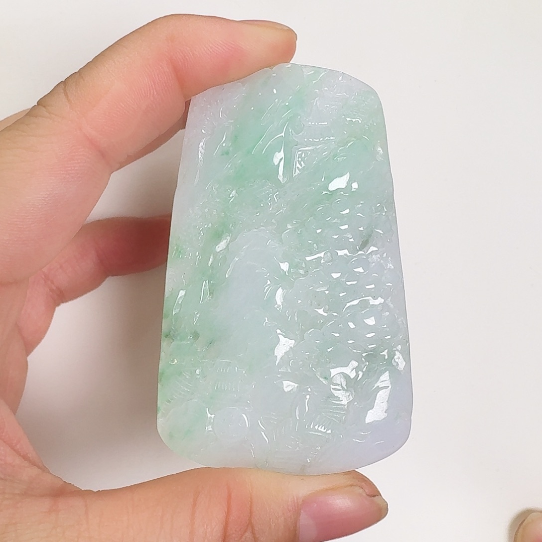 翡翠颈饰未镶嵌山水牌