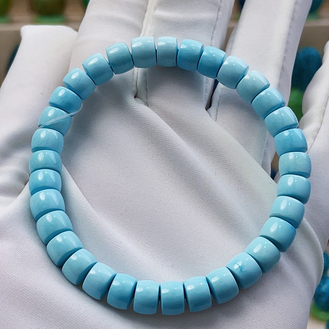 绿松石未镶嵌颈饰