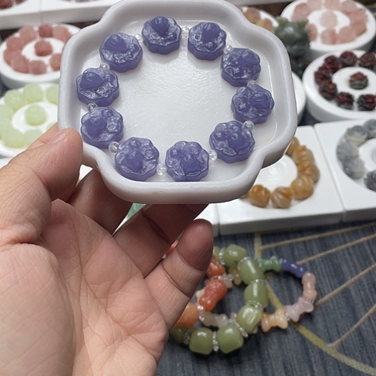 石英质玉（非洲翠）合金手串