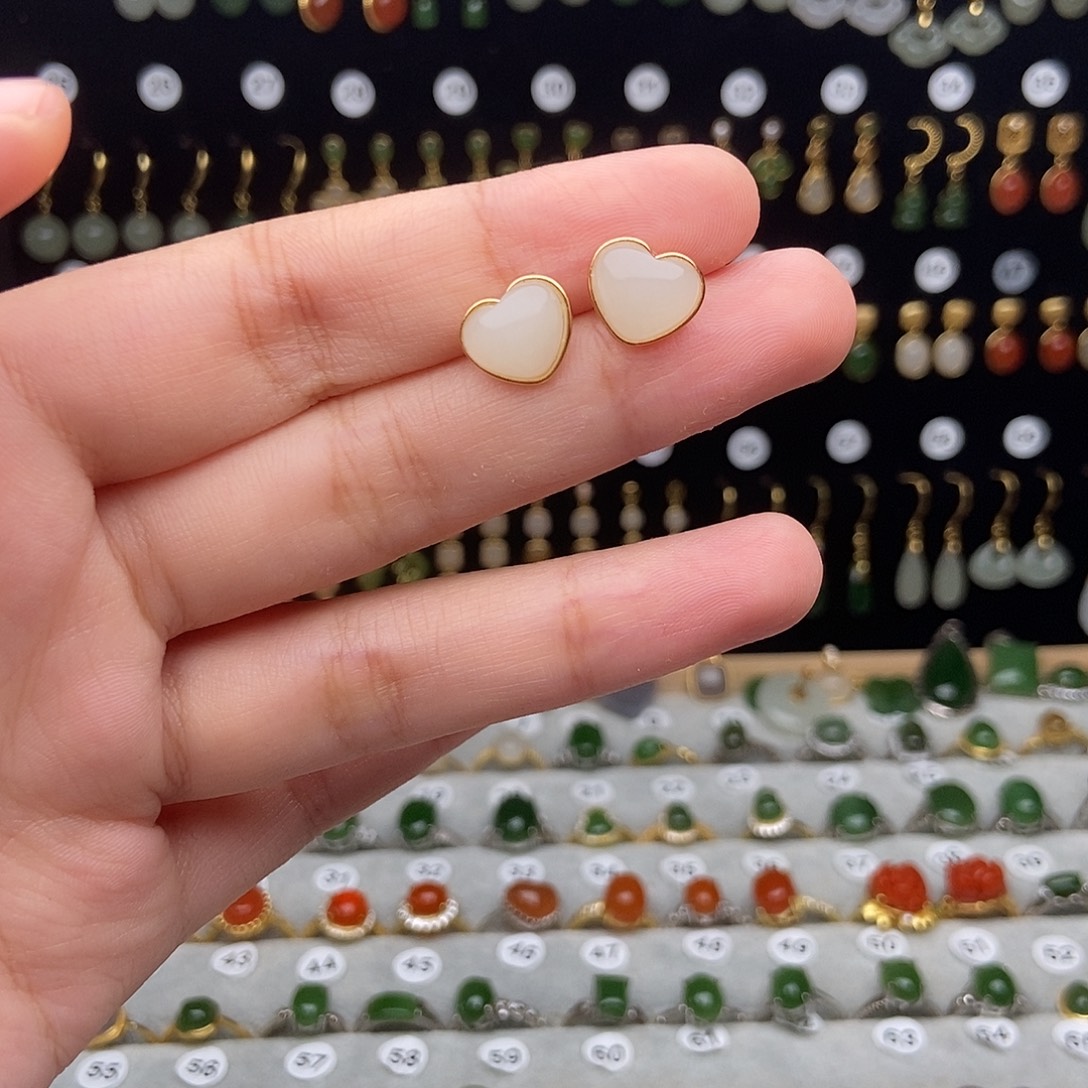 银S925镀金镶嵌和田玉耳饰