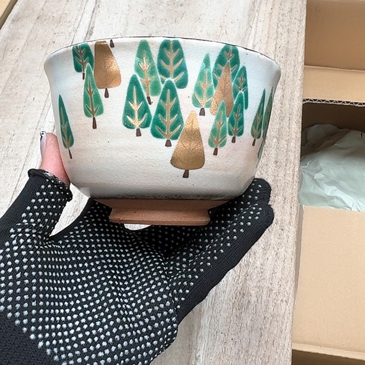 瓷片噗哈哈哈哈哈哈哈哈我笑到肚子