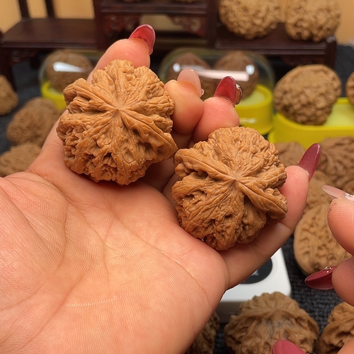 小***和核桃45全品粗筋文玩核桃