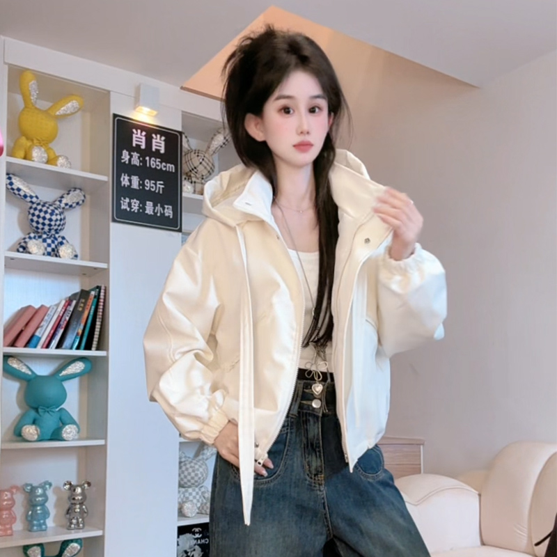 连帽冲锋衣短外套女2025年秋季新款小个子休闲夹克百搭上衣