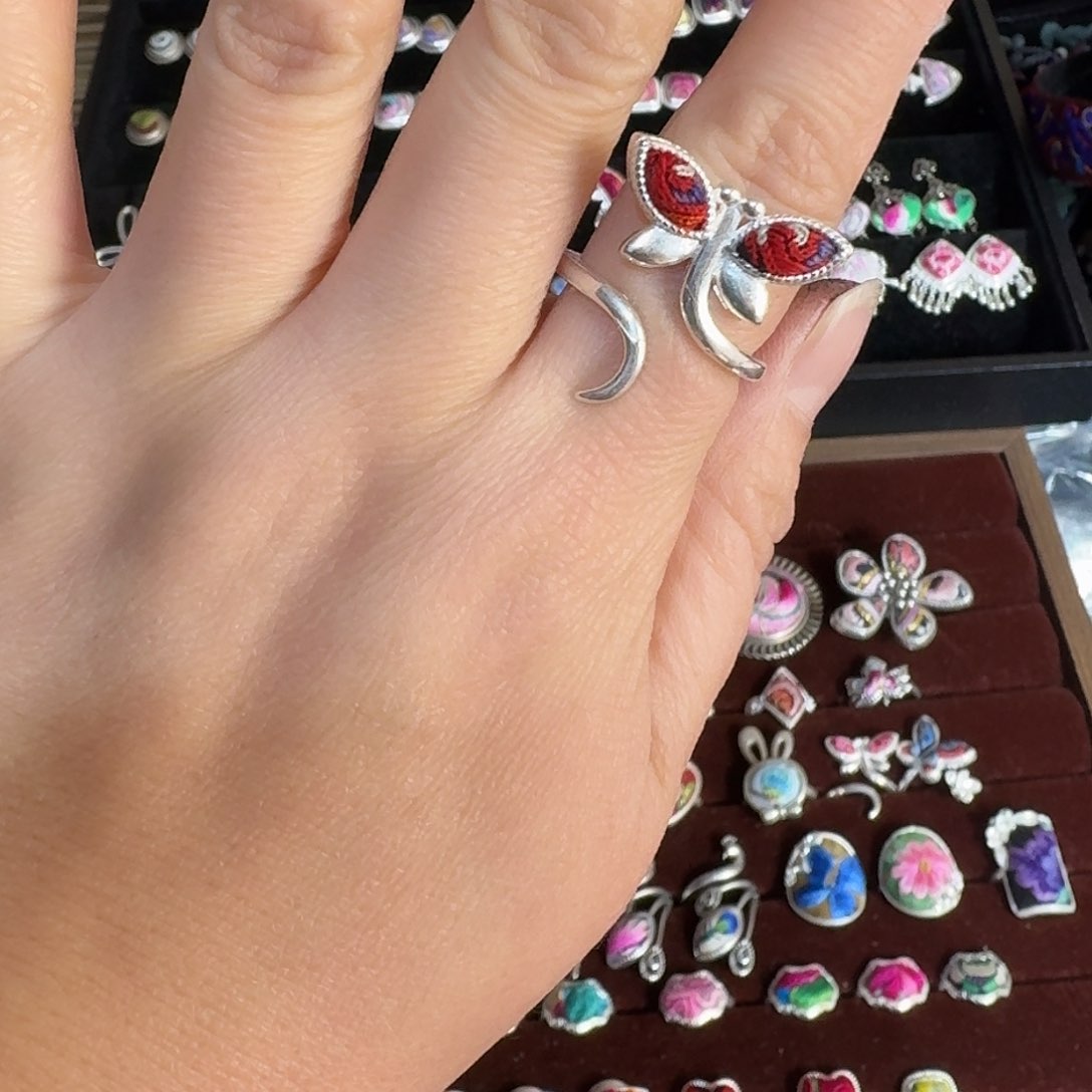 织绣民族风刺绣戒指