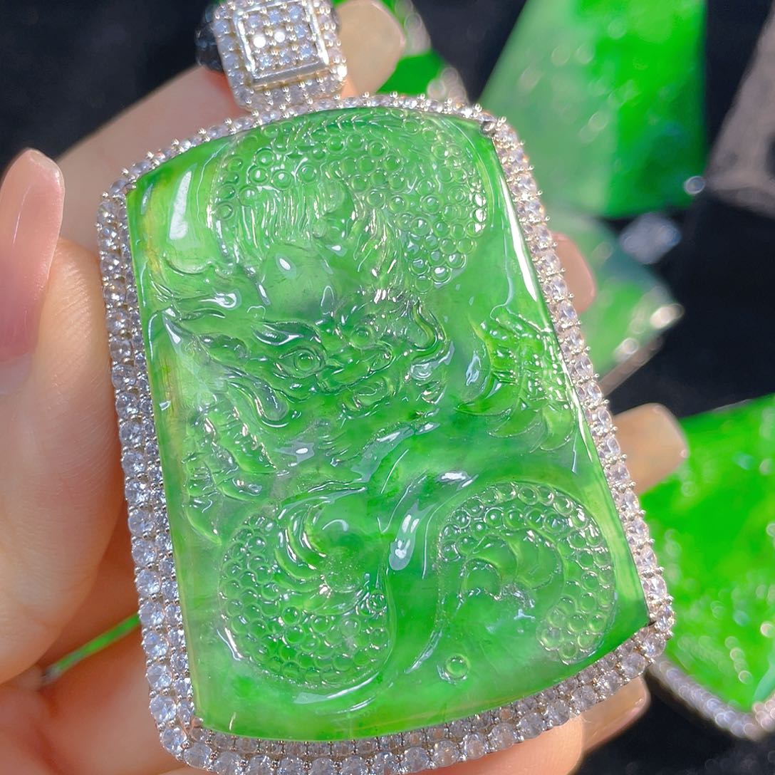 颈饰银S925镶嵌翡翠翡翠