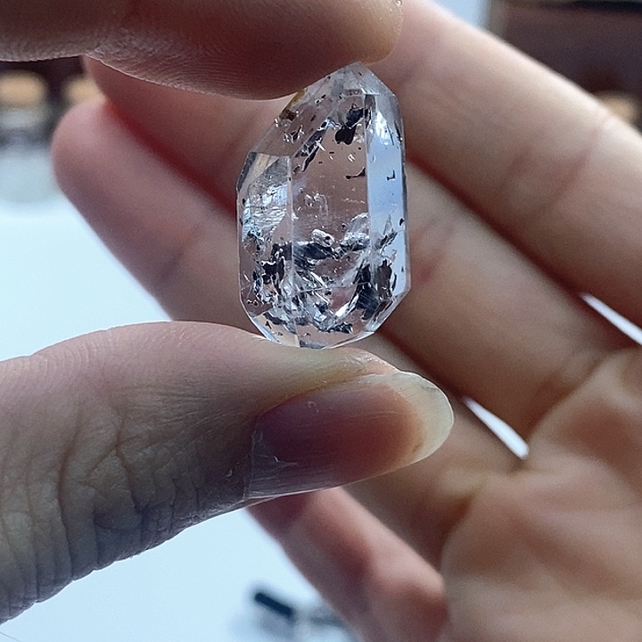 水晶颈饰未镶嵌小水胆晶中晶