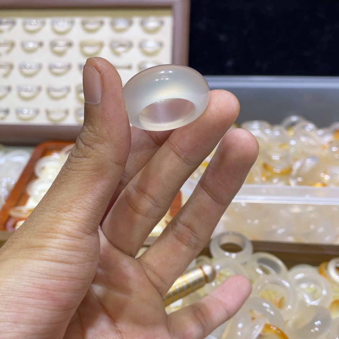 玛瑙/玉髓未镶嵌戒指63号港18