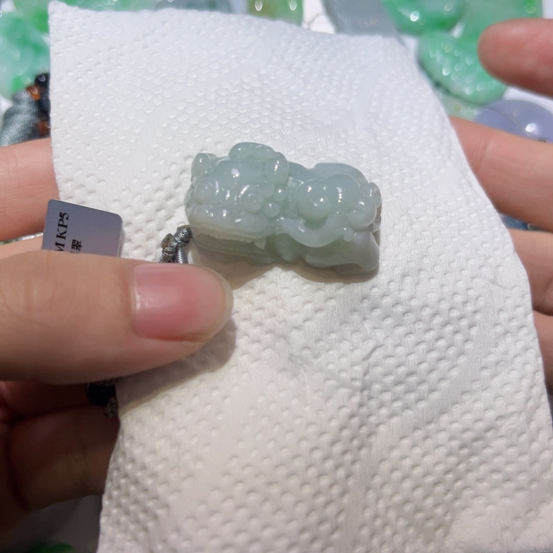 翡翠颈饰未镶嵌天然翡翠A货