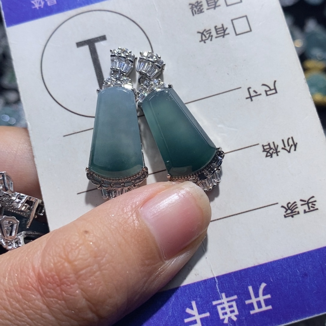 夜***6翡翠未镶嵌颈饰翡翠