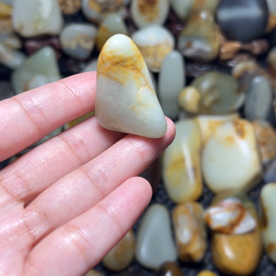 和田玉（青玉）A31未镶嵌