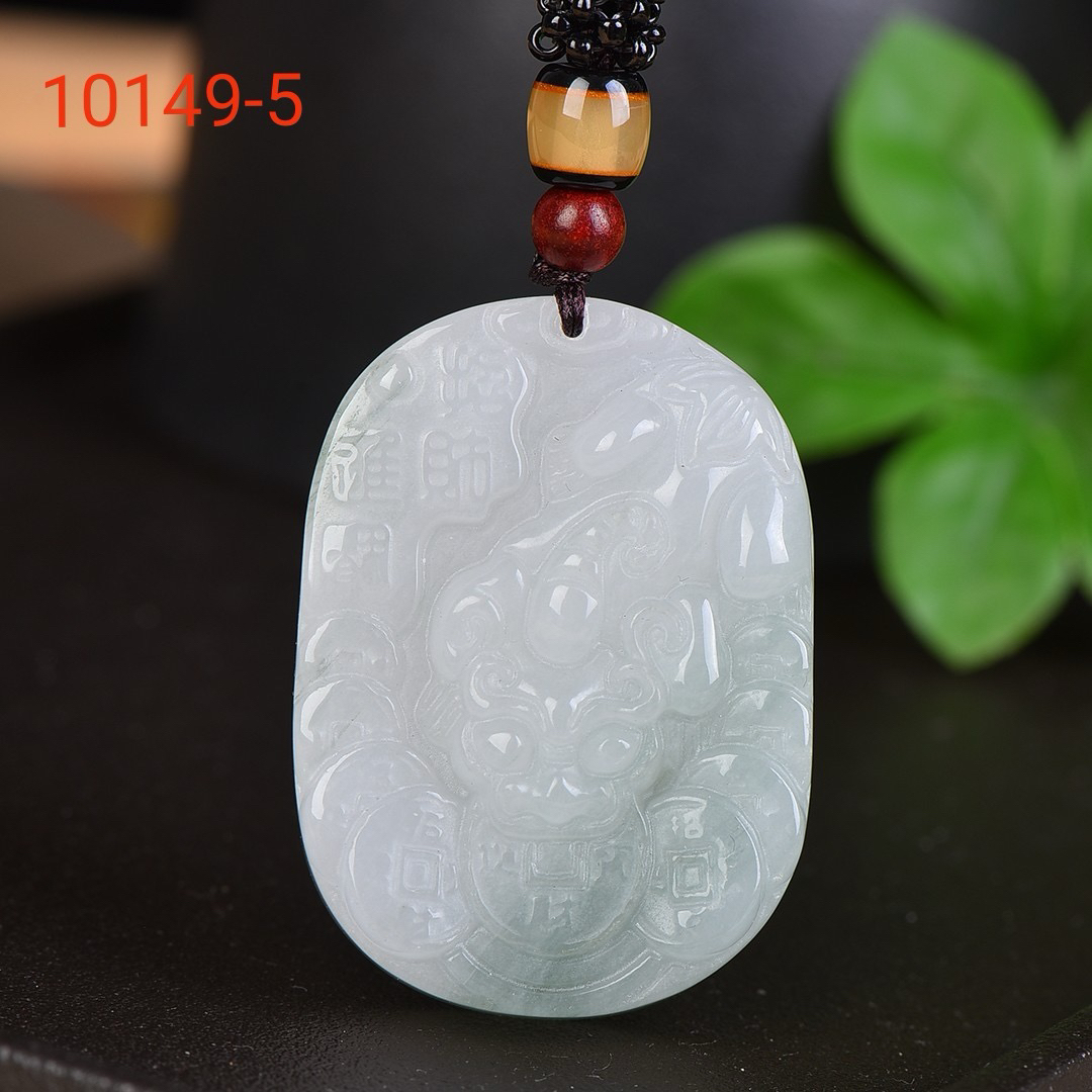 【名称】精致天山翠《金钱貔貅》挂件寓意】招财进宝尺寸33×46