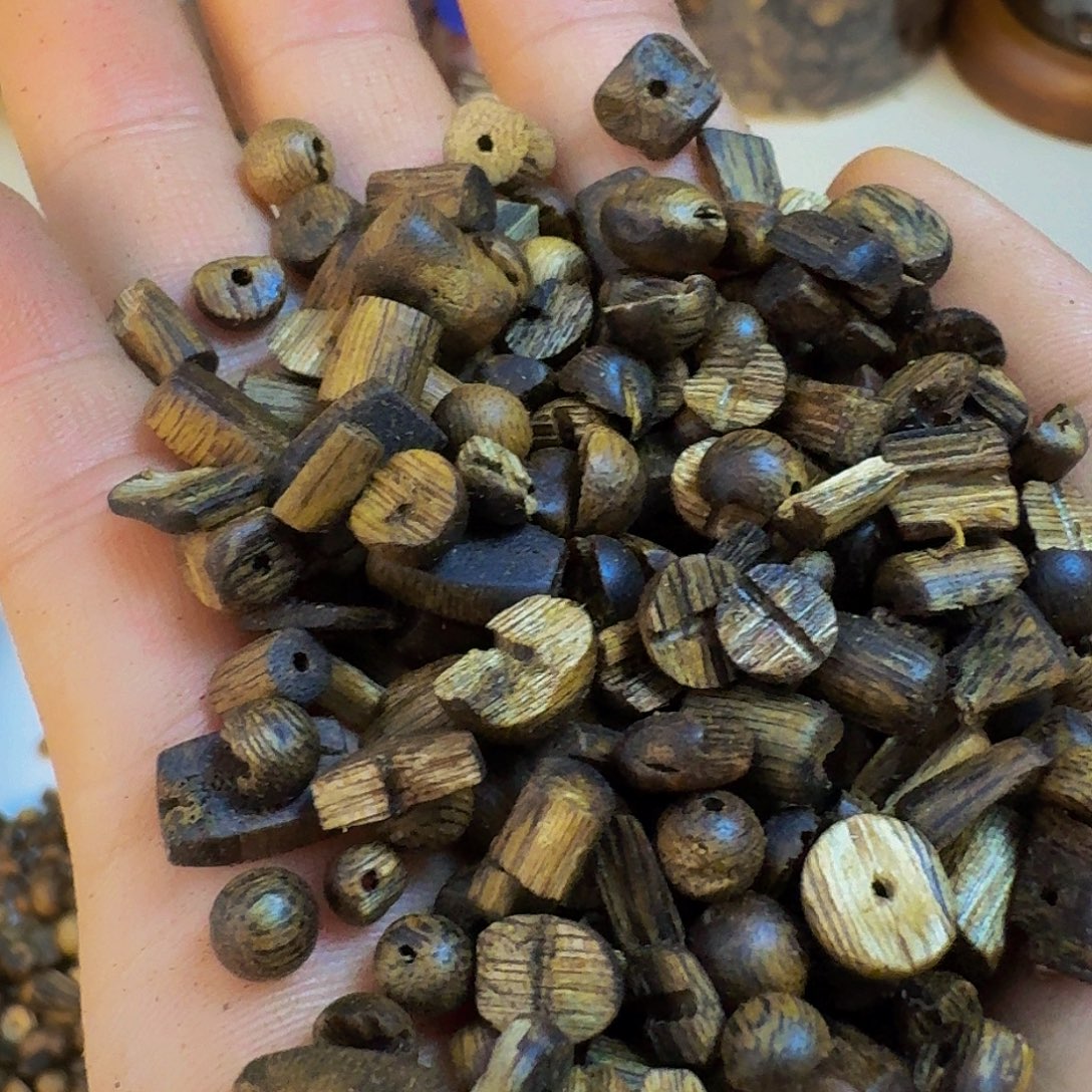 沉香木沉香碎屑醇化碎珠料50