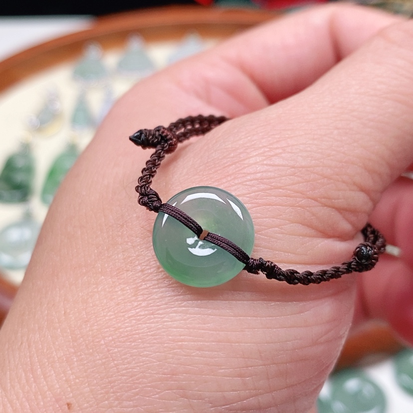 【闪购商品】翡翠吊坠(不含链)未镶嵌