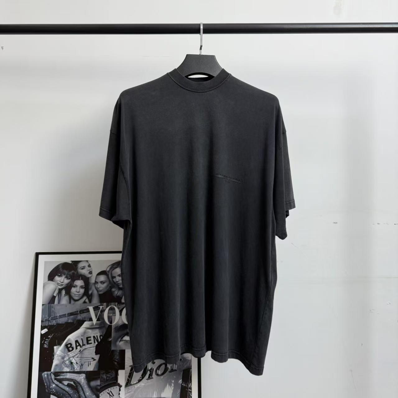 未使用 Balenciaga/巴黎世家 做旧款删除线胶条短袖/2码