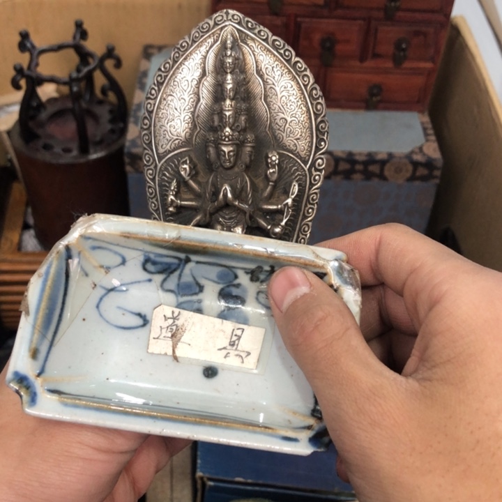 陶瓷孤品单件车里拍