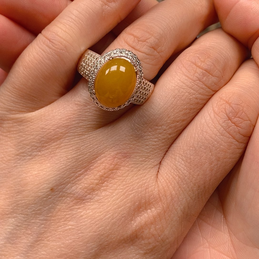 翡翠戒指未镶嵌翡翠蛋面