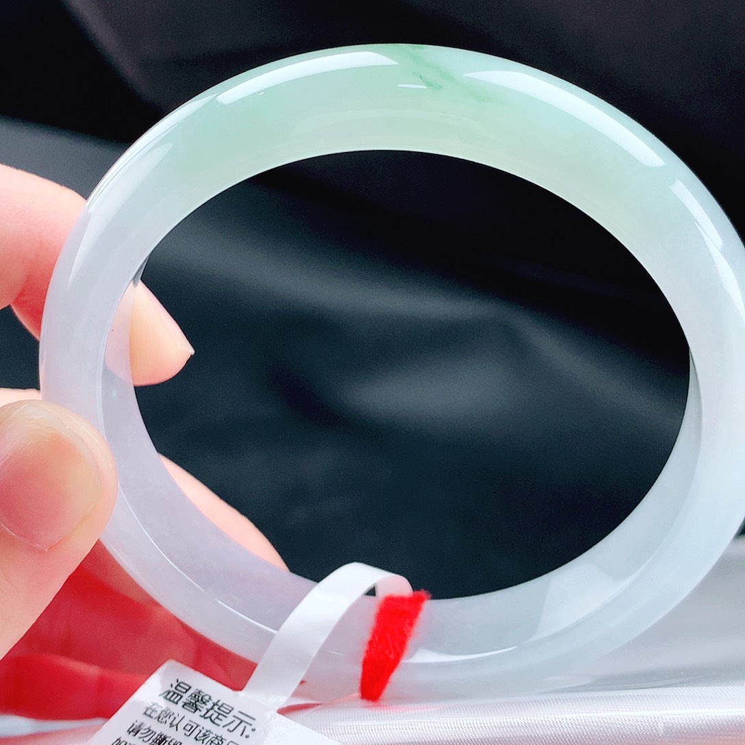 未镶嵌手镯翡翠59圈