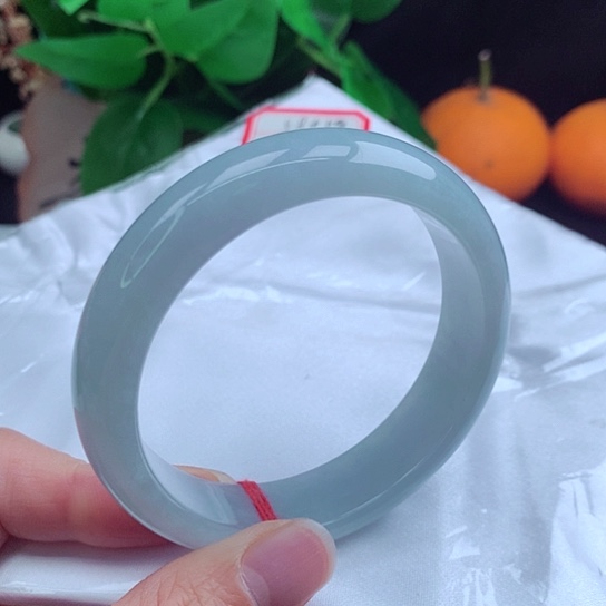 翡翠手镯未镶嵌星****）   正圈58-59 天空蓝