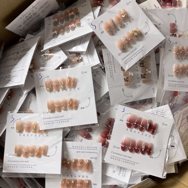 (2件起购)默认微瑕no退no换新款小红书网红爆款穿戴美甲假指甲贴 