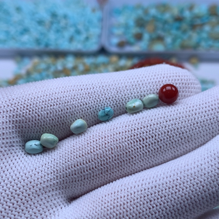 南红玛瑙未镶嵌珠宝奇石