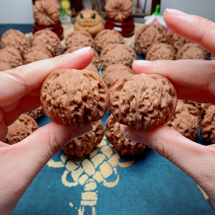 文玩核桃把件山地磨40