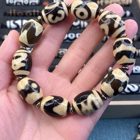 玛瑙吊坠未镶嵌琛****9