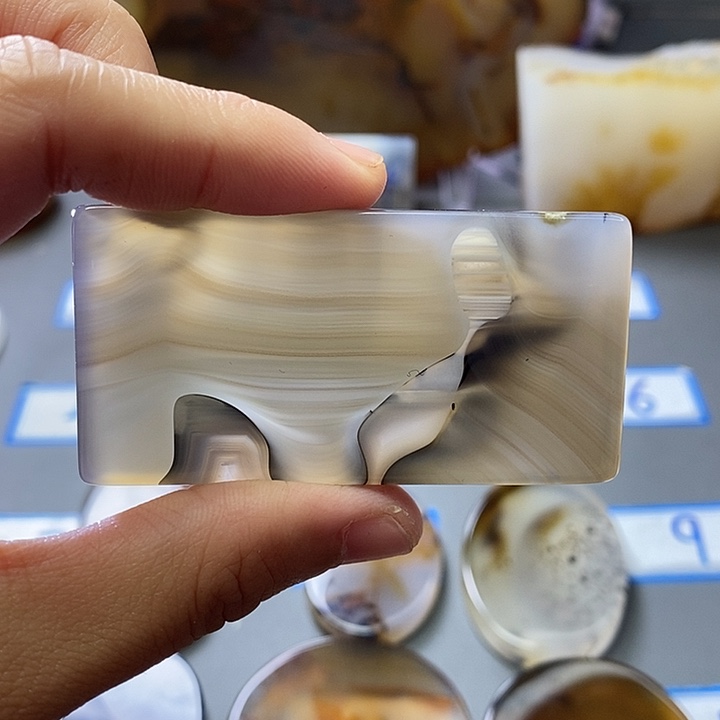 玛瑙/玉髓未镶嵌珠宝半成品128