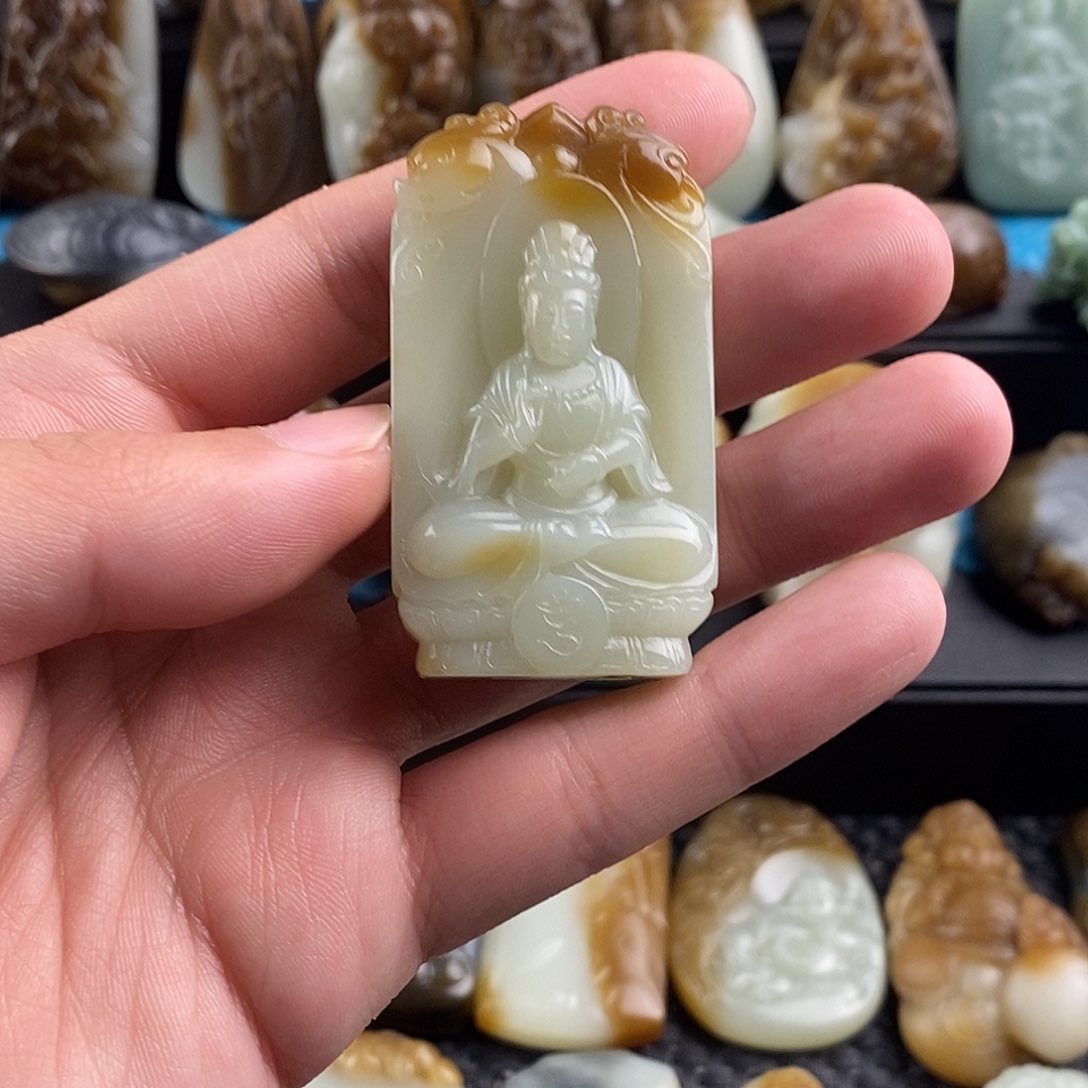 和田玉挂件未镶嵌