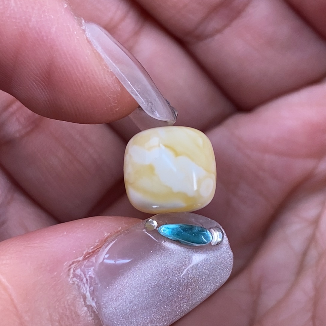 琥珀裸石未镶嵌赖蜜蜡10.5