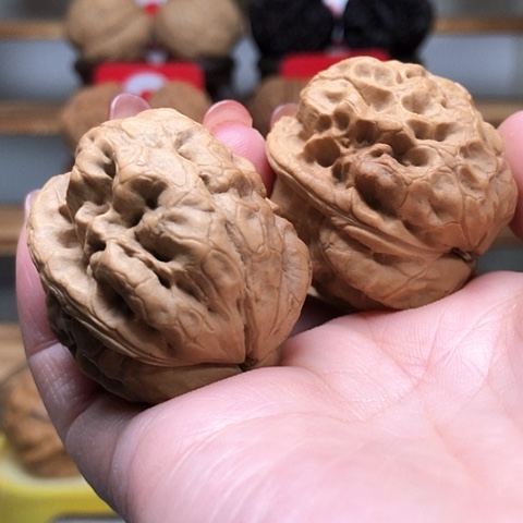 文玩核桃把件悦**云南头核桃