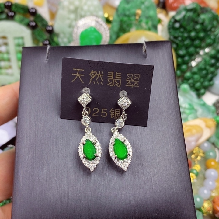 微***A吊坠(赠链)未镶嵌翡翠